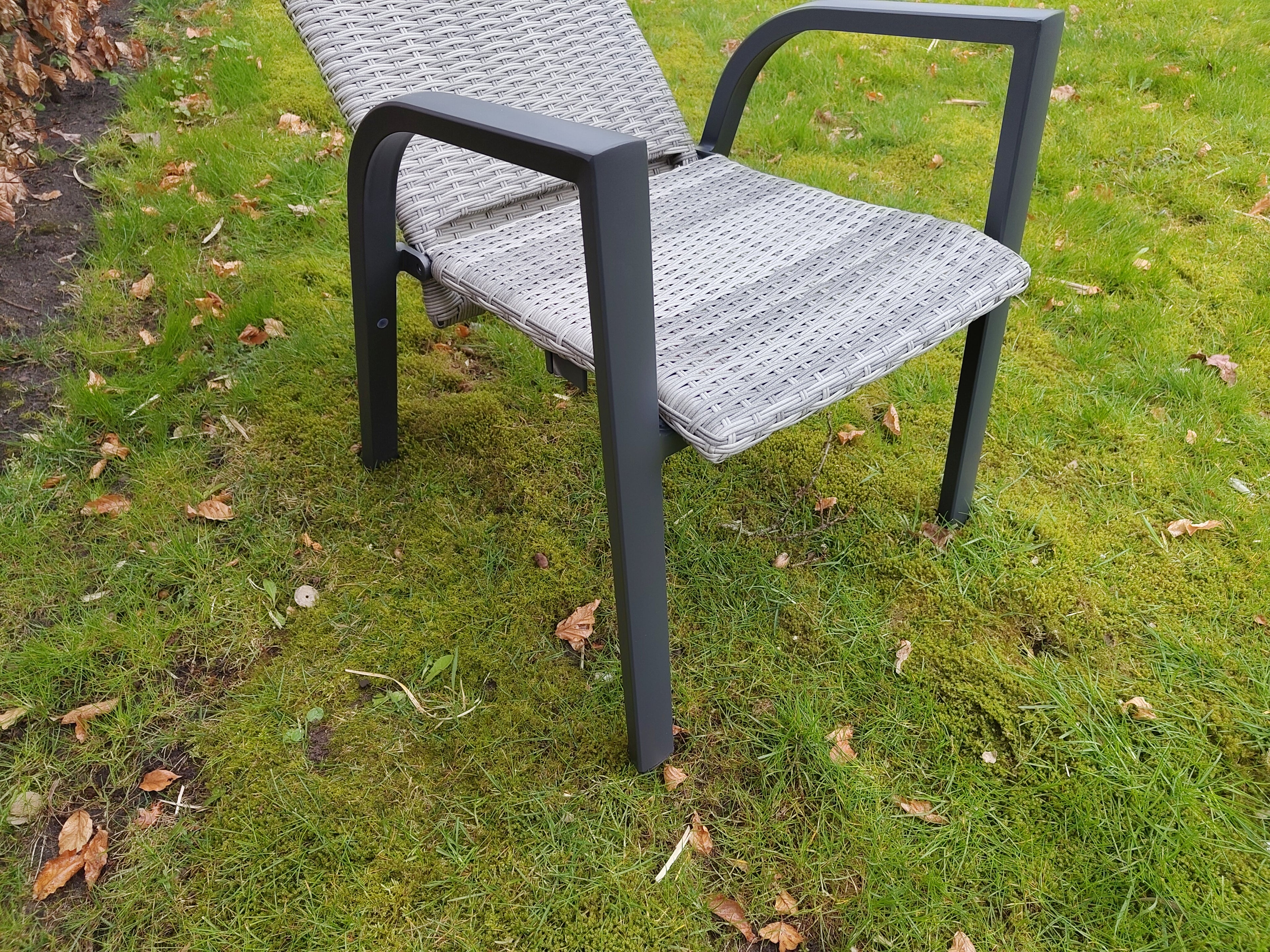 Standenstoel Sanogo
