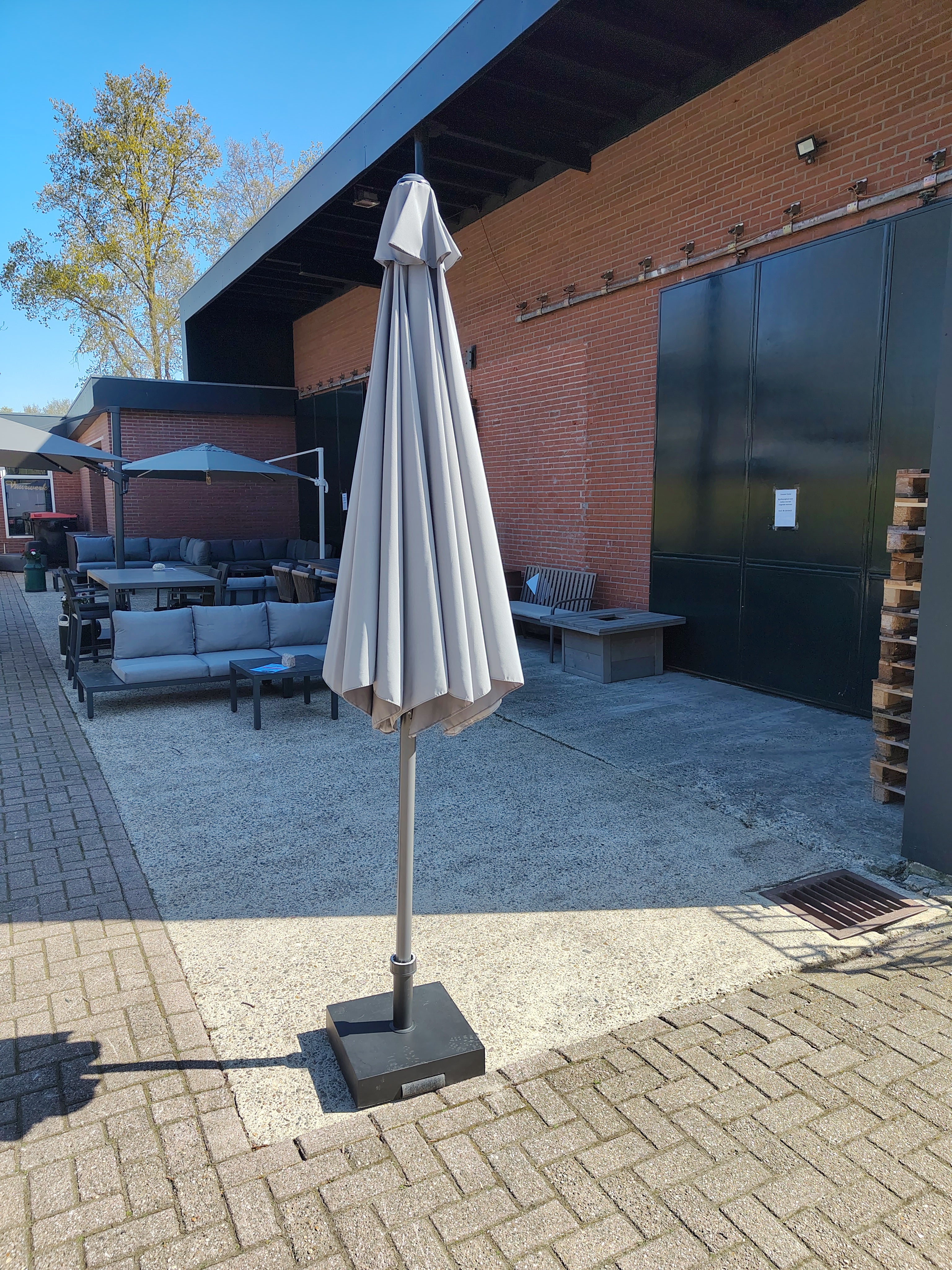 Parasol Ø3mtr donker grijs