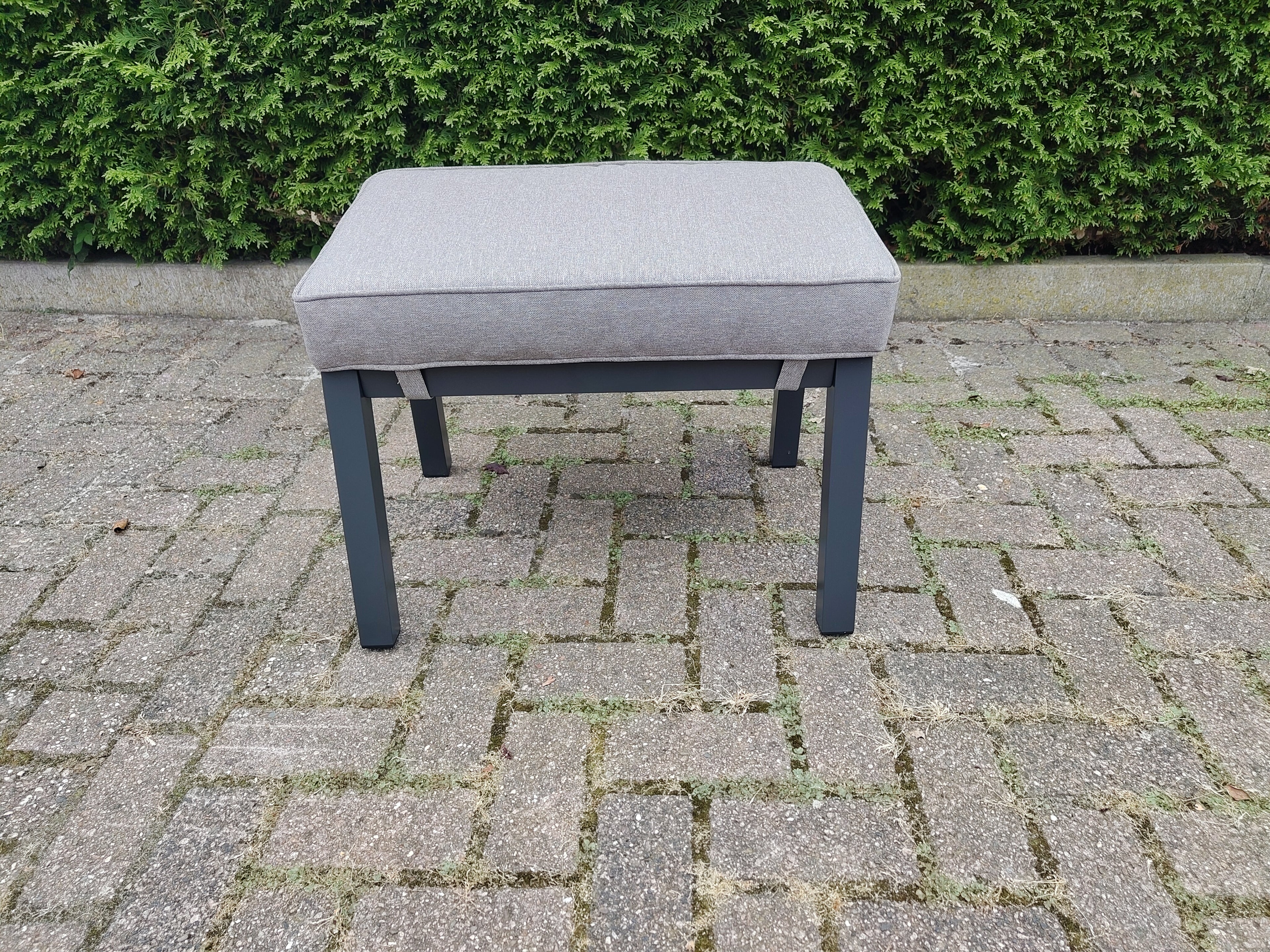 Milano Hocker - Taupe