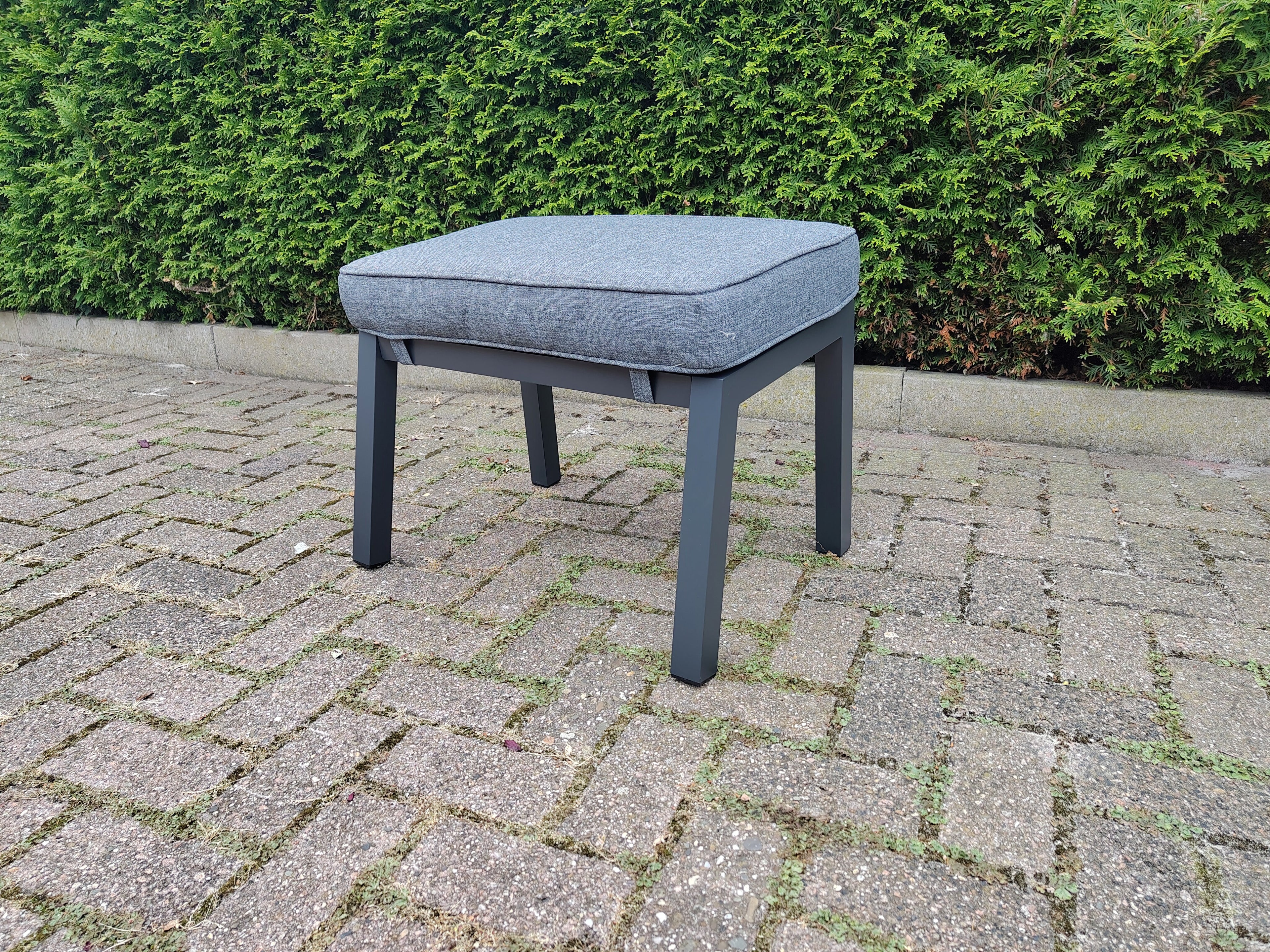 Milano Hocker Grijs