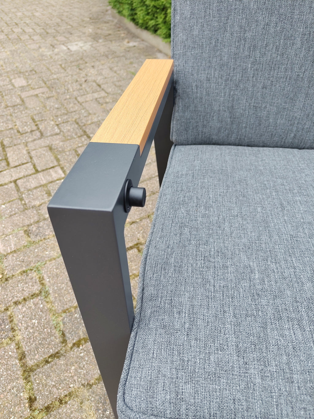 Milano verstelbare stoel - Grijs met teak armleuning
