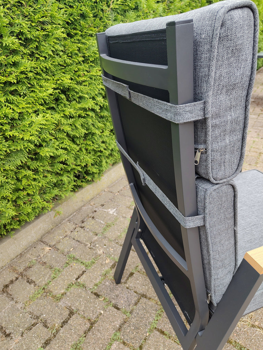 Milano verstelbare stoel - Grijs met teak armleuning