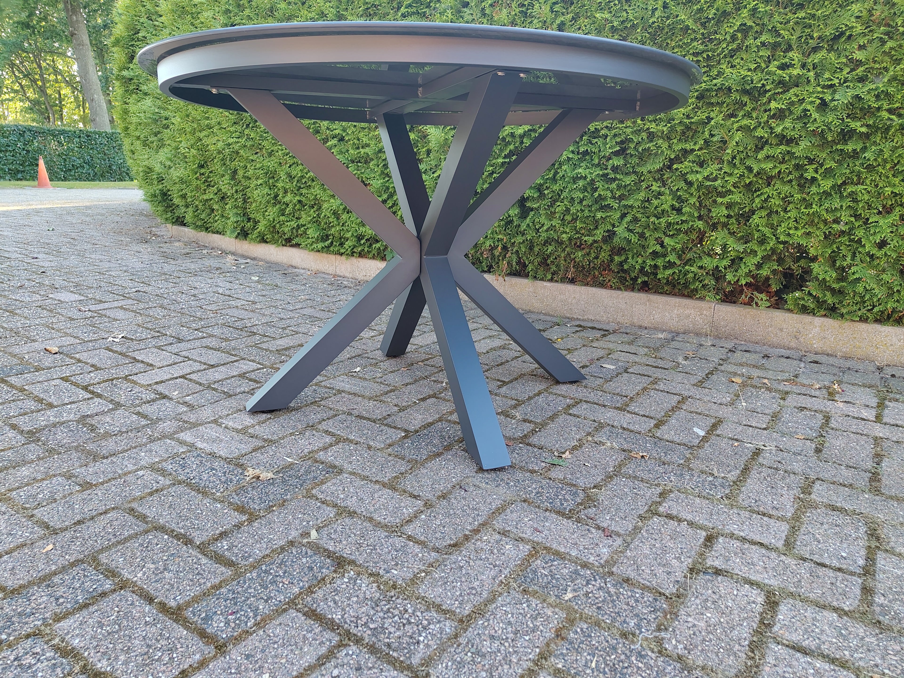 Donna Tafel Taupe Ø120cm