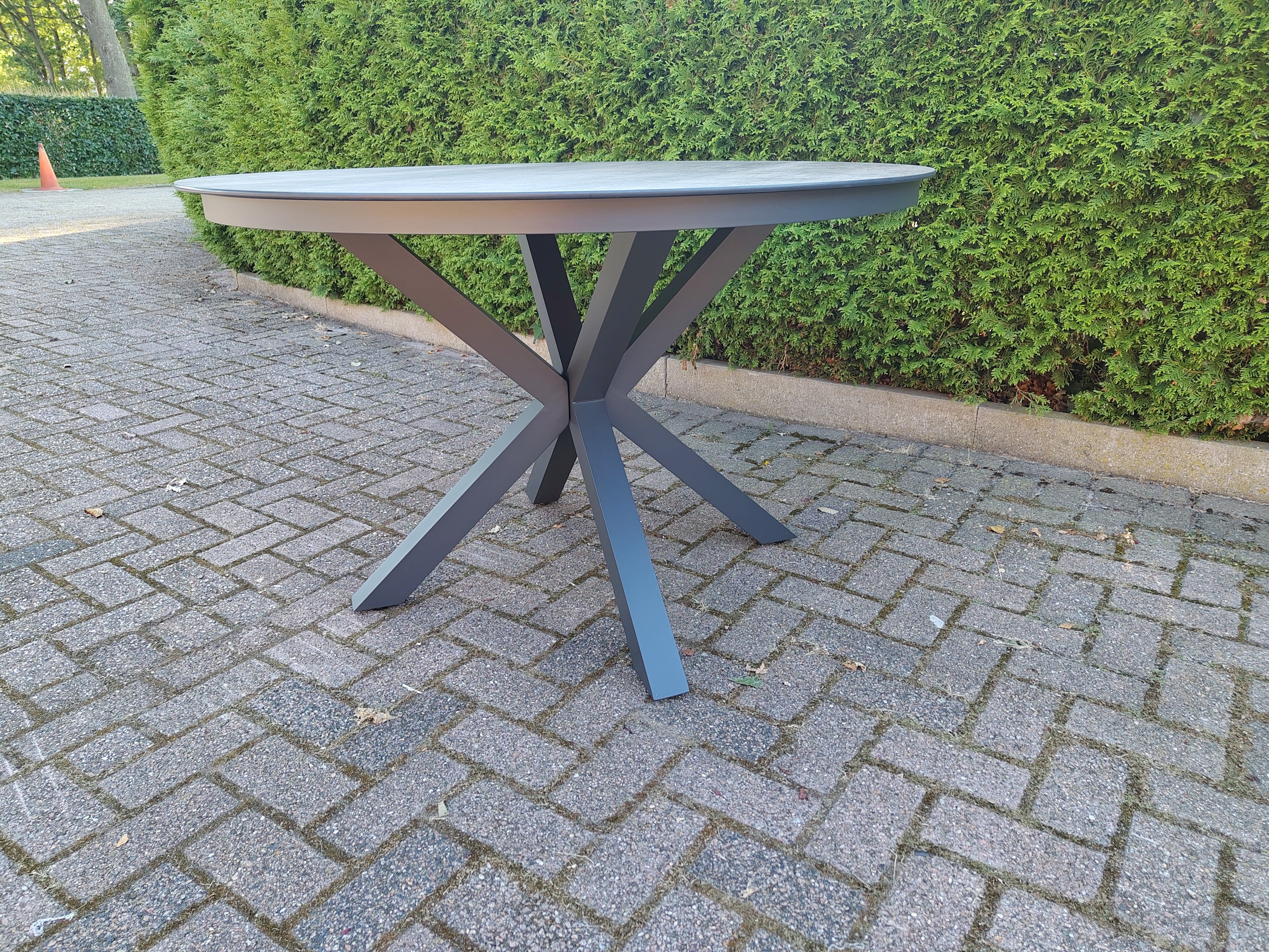 Donna Tafel Taupe Ø120cm
