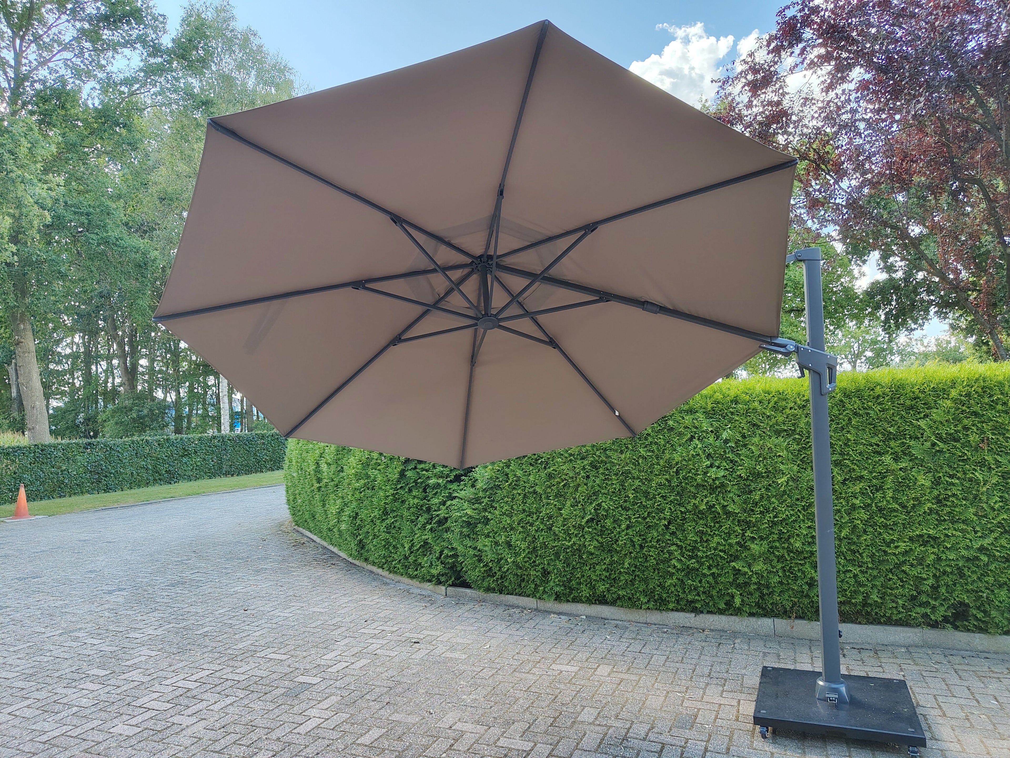 Zweefparasol VirgoFlex Taupe Ø3,5Mtr