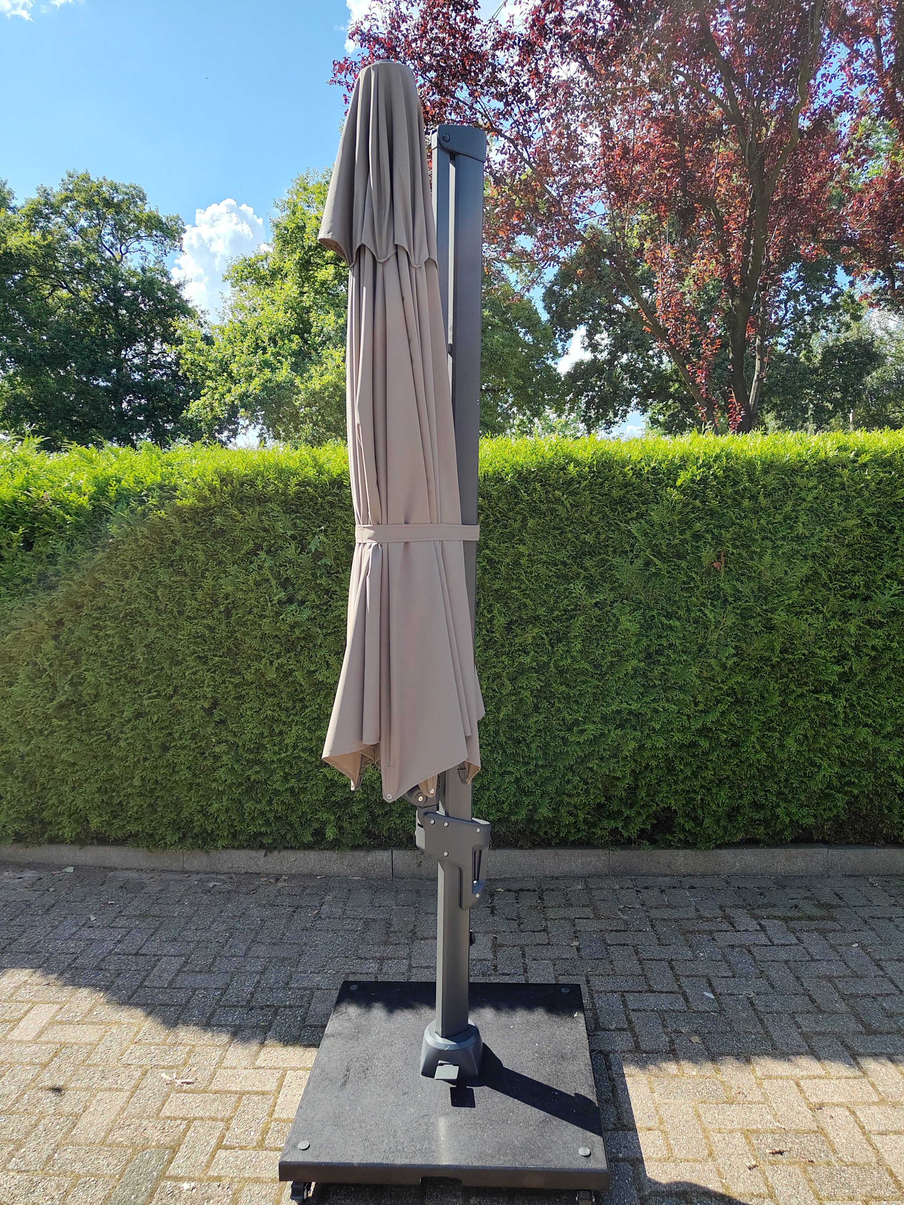 Zweefparasol VirgoFlex Taupe Ø3,5Mtr