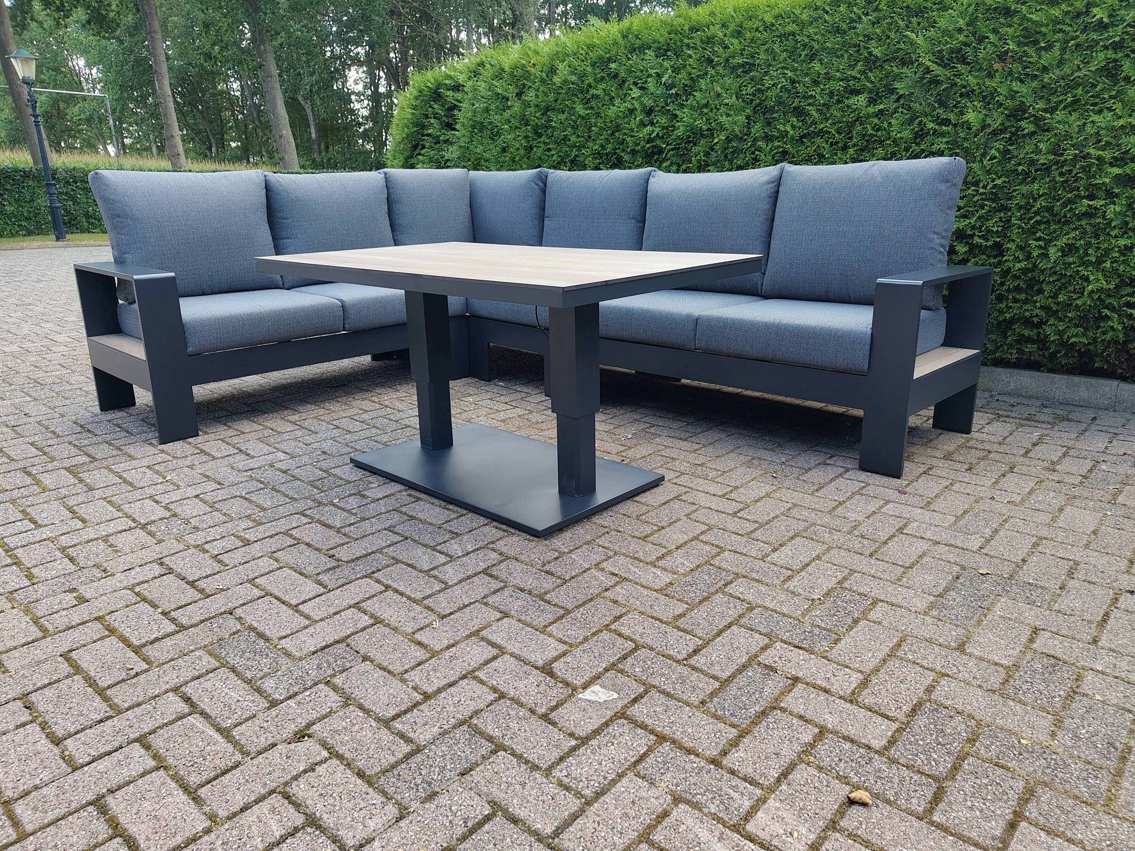 Castello Cornerset Antraciet met HPL Lift Tafel