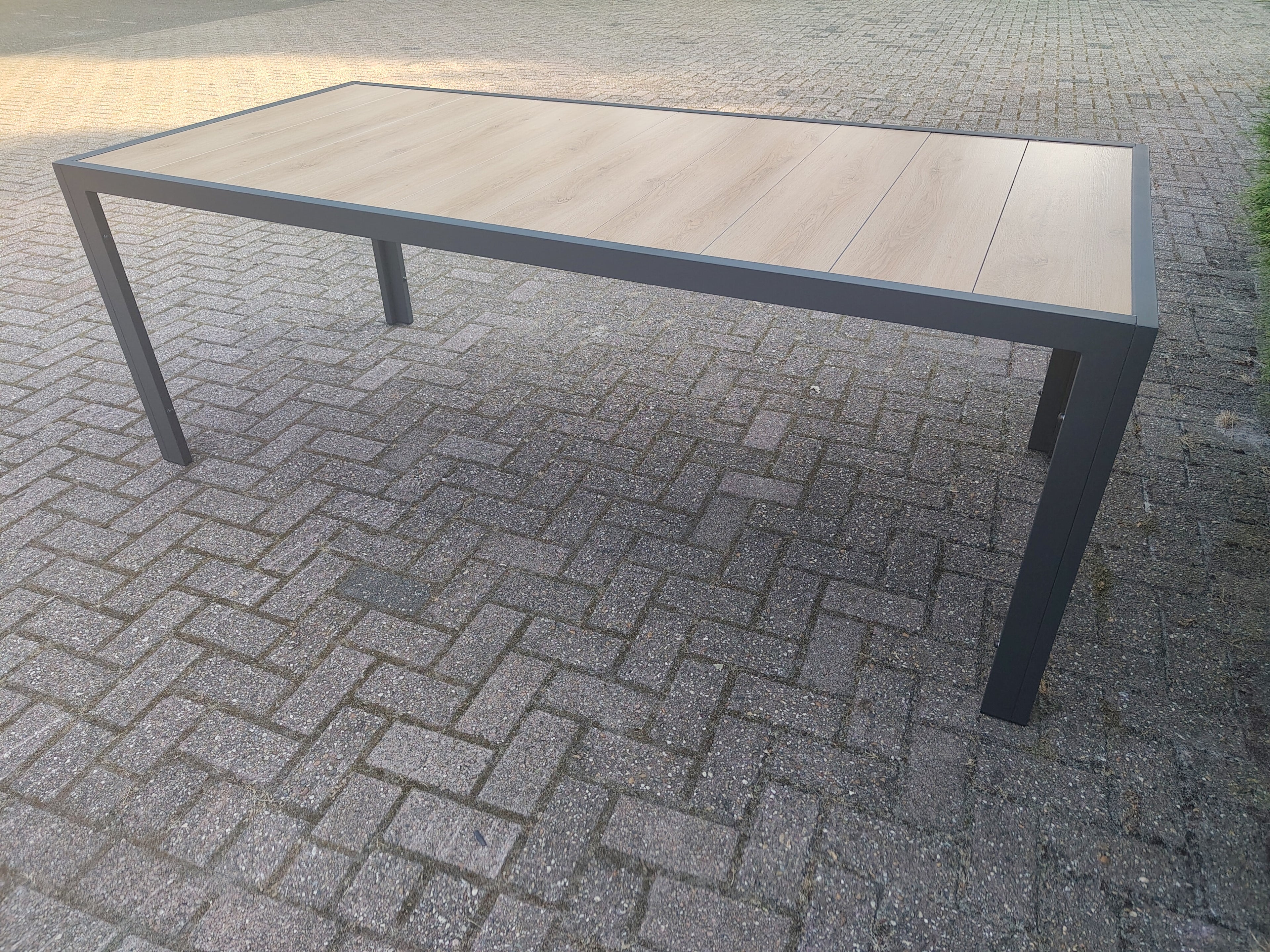 Pronto Ceramic Tafel 207 cm