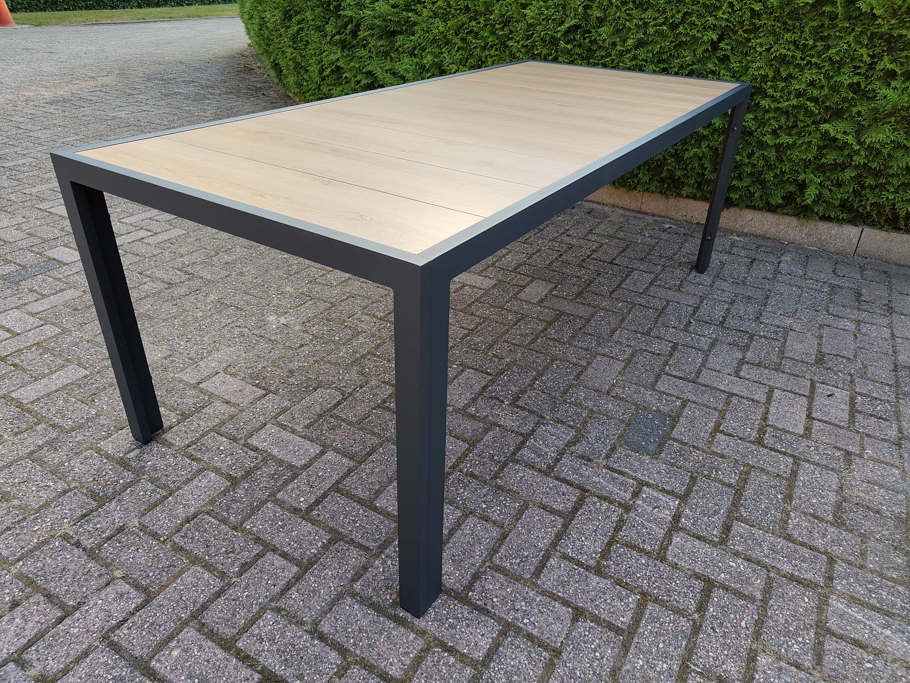 Pronto Ceramic Tafel 207 cm